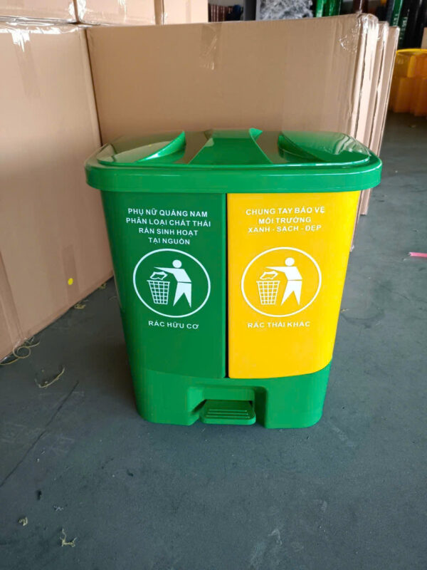 thùng rác nhựa 2 ngăn 40 lít phân loại rác