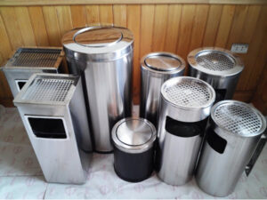 thùng rác gạt tàn inox vuông
