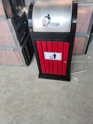thùng rác gỗ 1 ngăn nắp lật