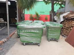 Xe đẩy rác 4 bánh 1 4 banh 8