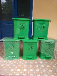 Thùng rác y tế 20 lít màu xanh 5 y26